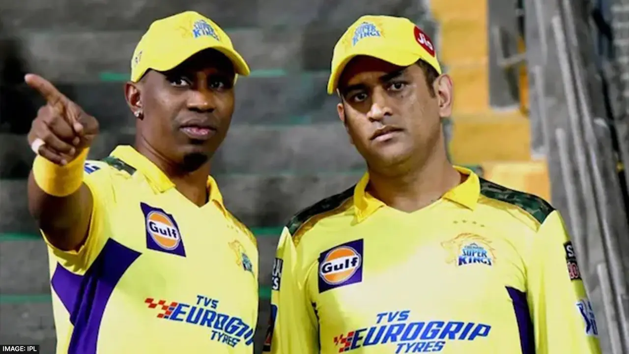 Dwayne Bravo & MS Dhoni