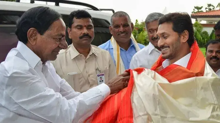 K. Chandrasekhar Rao meets Andhra Pradesh Chief Minister Y.S. Jaganmohan Reddy