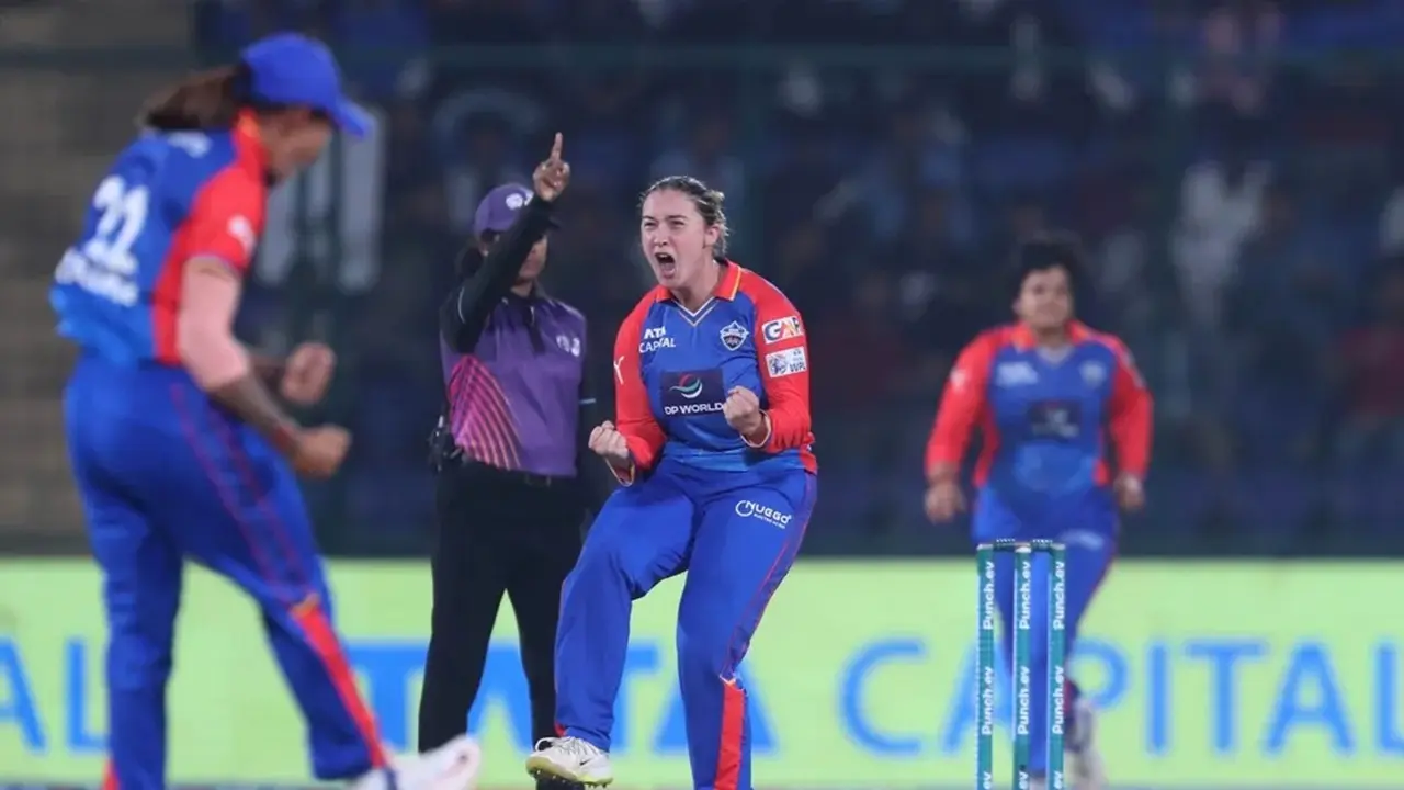 Delhi Capitals Beat RCB & Reached Playoffs of WPL 2024