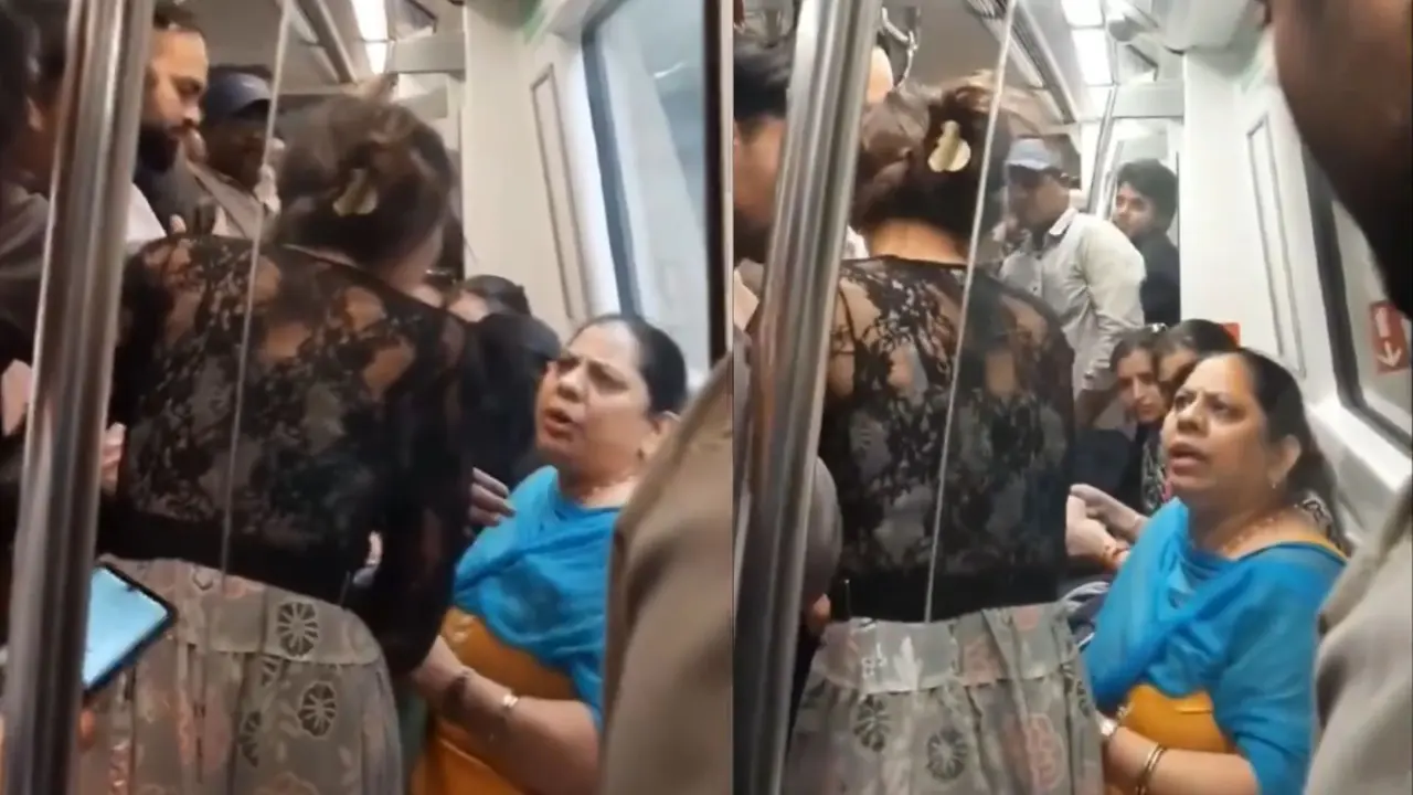 Delhi Metro Viral Video