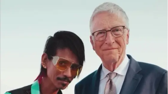 Bill Gates with Dolly Chaiwala
