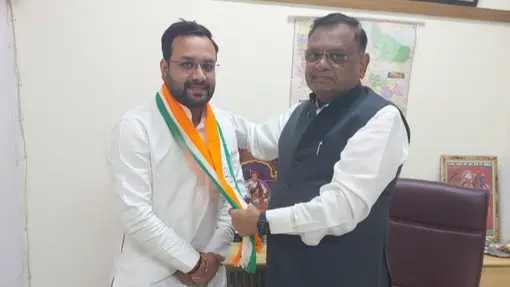 Aman Mani Tripathi joins Congress