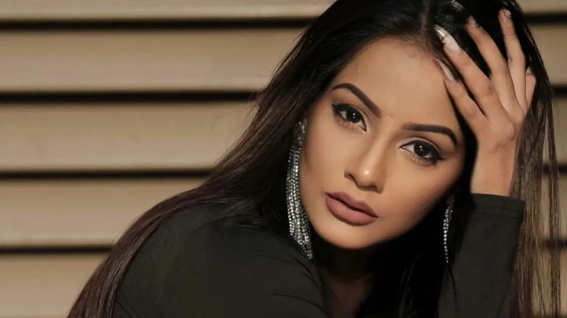 Model Tanya Singh commit suicide