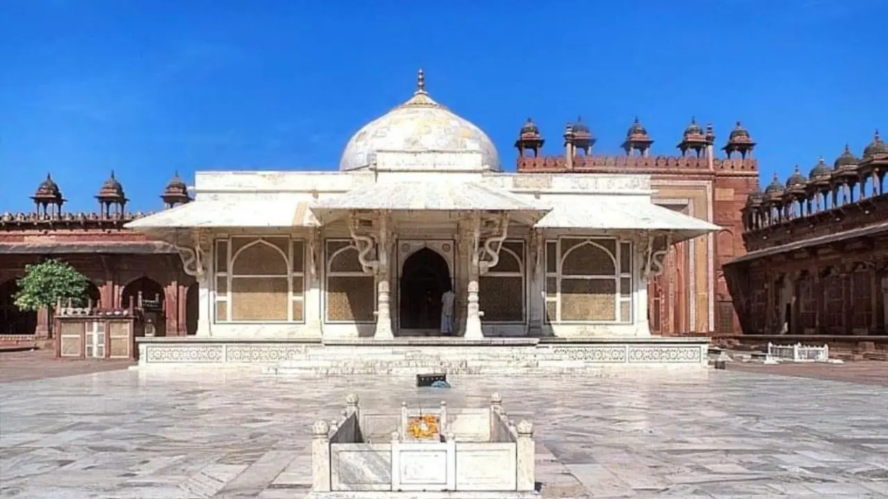 Hazrat Sheikh Salim Chishti