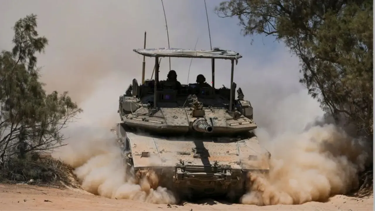 Israel seizes Gaza border with egypt