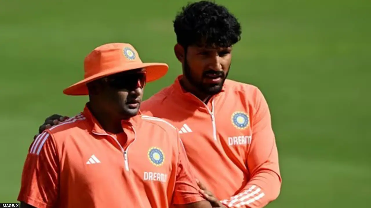 Sarfaraz Khan, Dhruv Jurel get central contracts; Ranji matches unlikely to be held in North in Dec Dhruv Jurel & Sarfaraz Khan