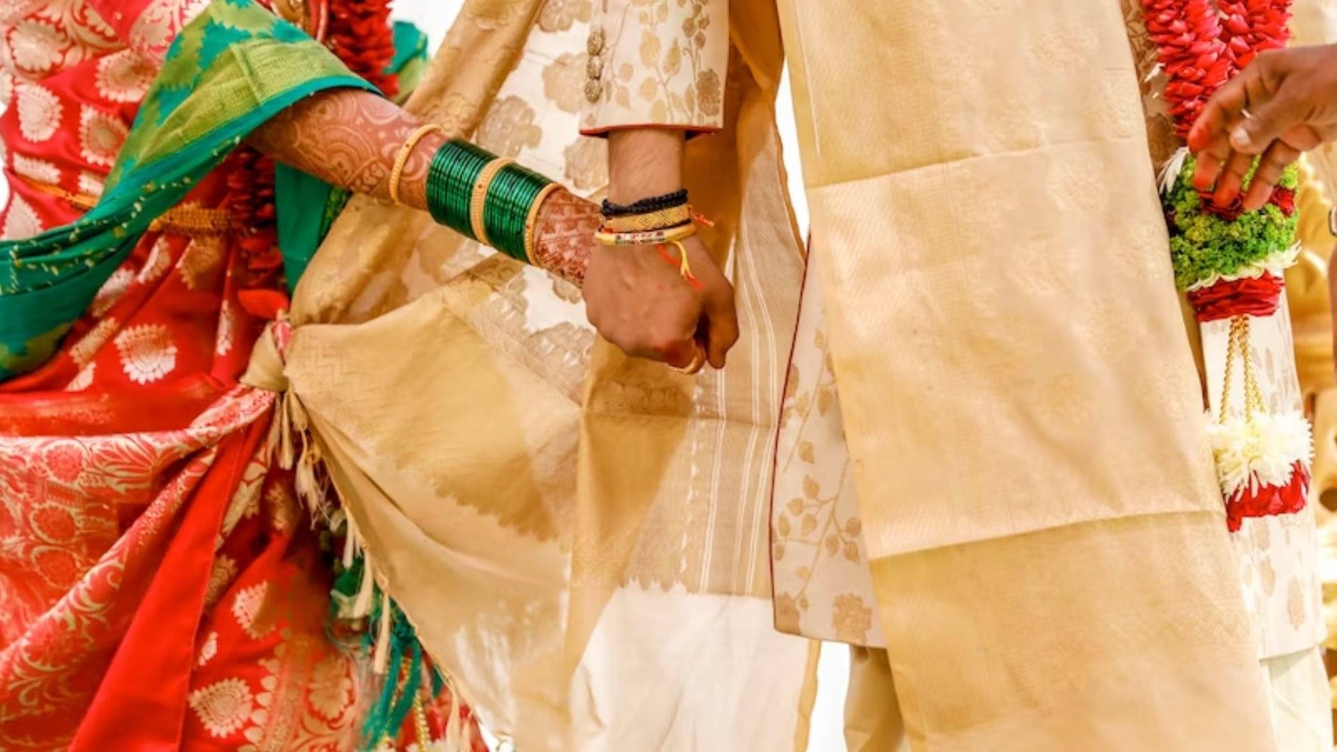 Late Marriage Tips: क्यों करनी चाहिए देर से शादी? जान लें लेट मैरिज के फायदे | Republic Bharat