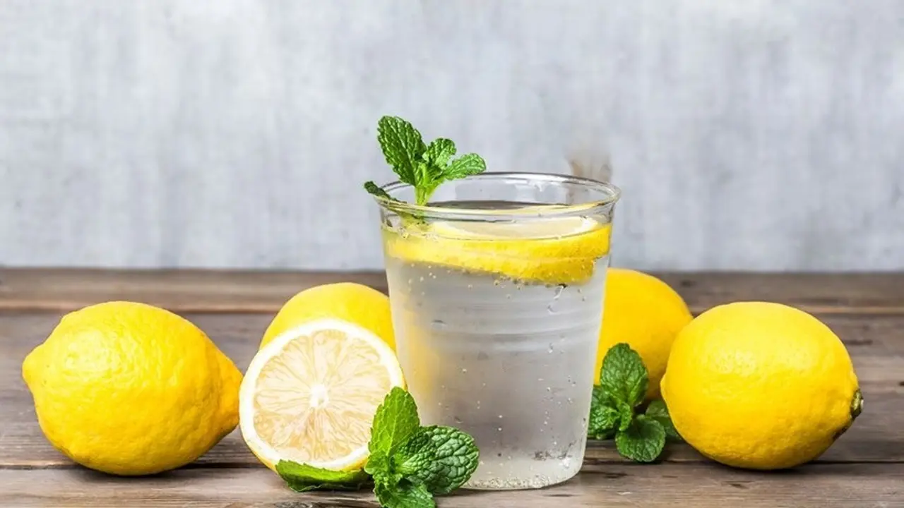 lemon water 