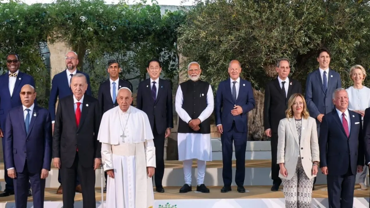 pm narendra modi with global leaders in italy g7 summit