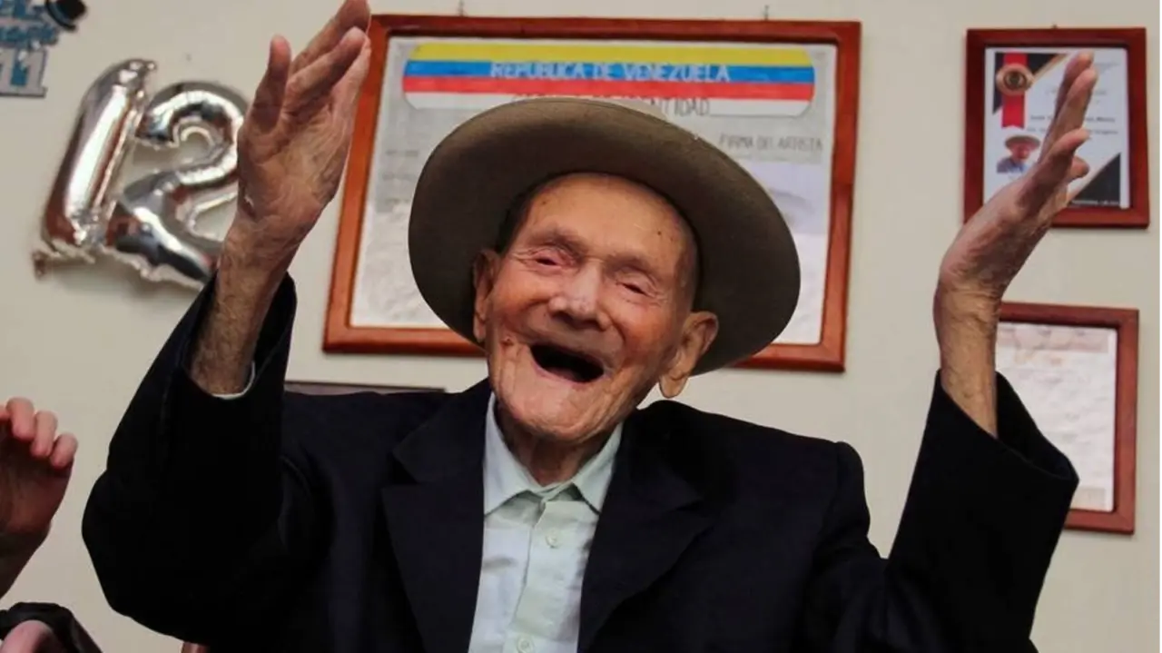 World's Oldest Man Dies
