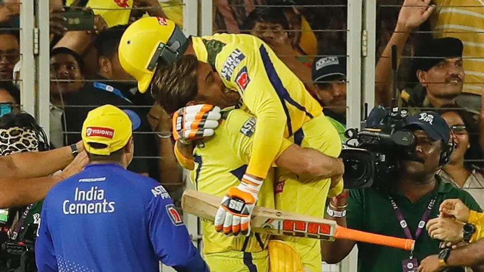 MS Dhoni and Ravindra Jadeja after Winning IPL 2023