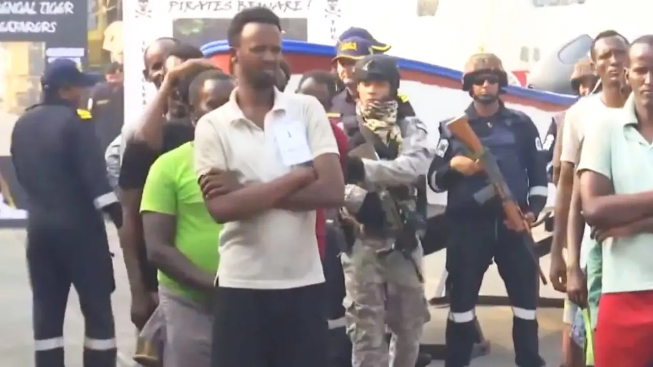 Somalian pirates reach mumbai