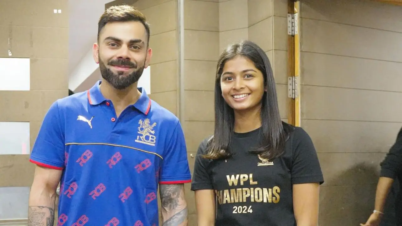 Shreyanka Patil and Virat Kohli