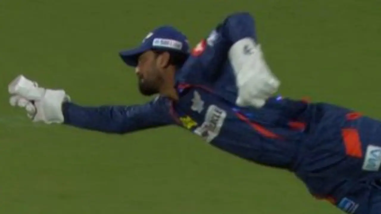 KL Rahul Catch