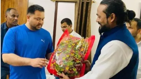 Tejashwi Yadav with sharp shooter Mohammad Kaif