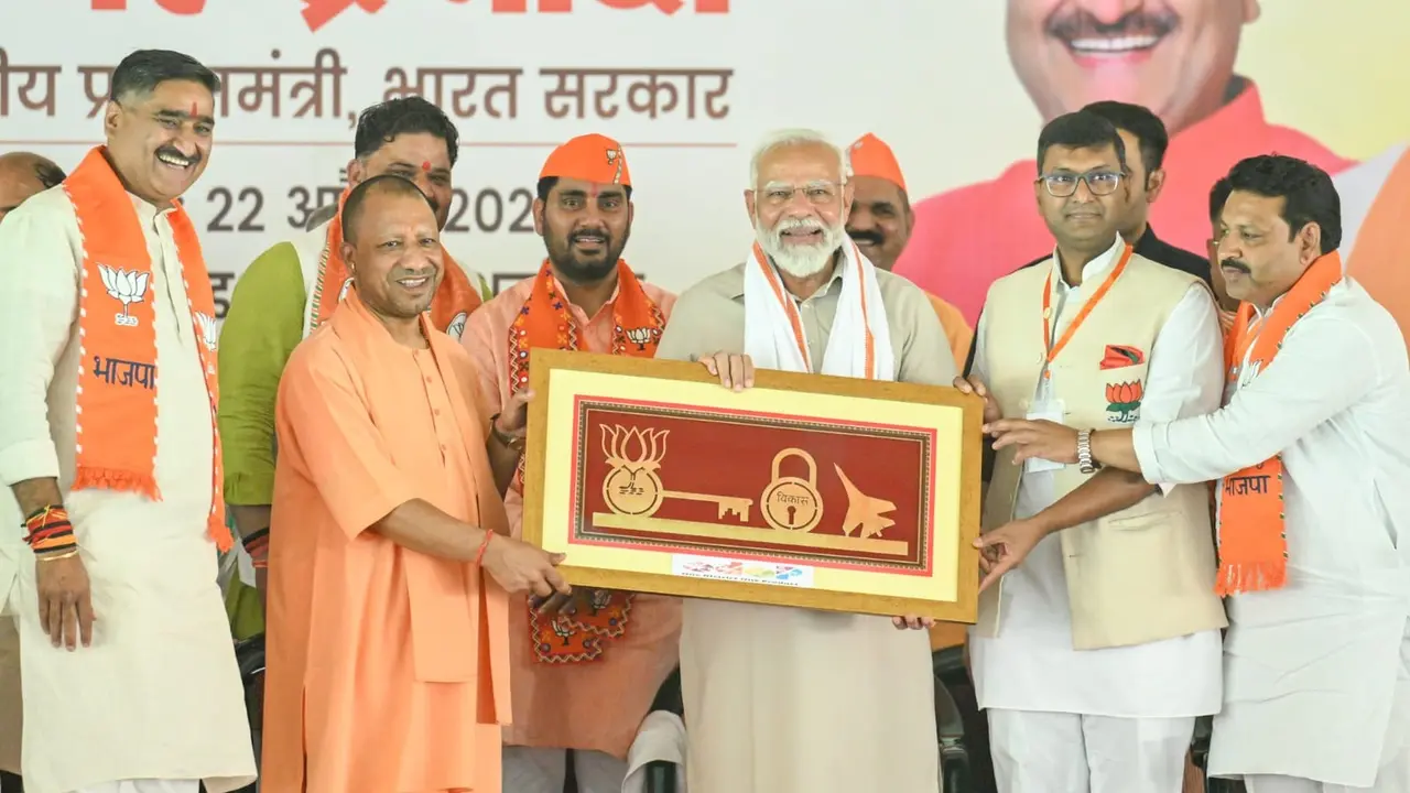 PM Modi, CM Yogi