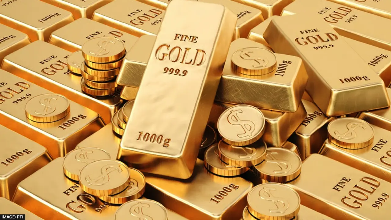 RBI Brings Over 100 Tonnes of Gold from UK Back To India Gold Bond
