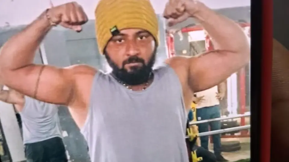 property delear shot dead in northeast Delhi