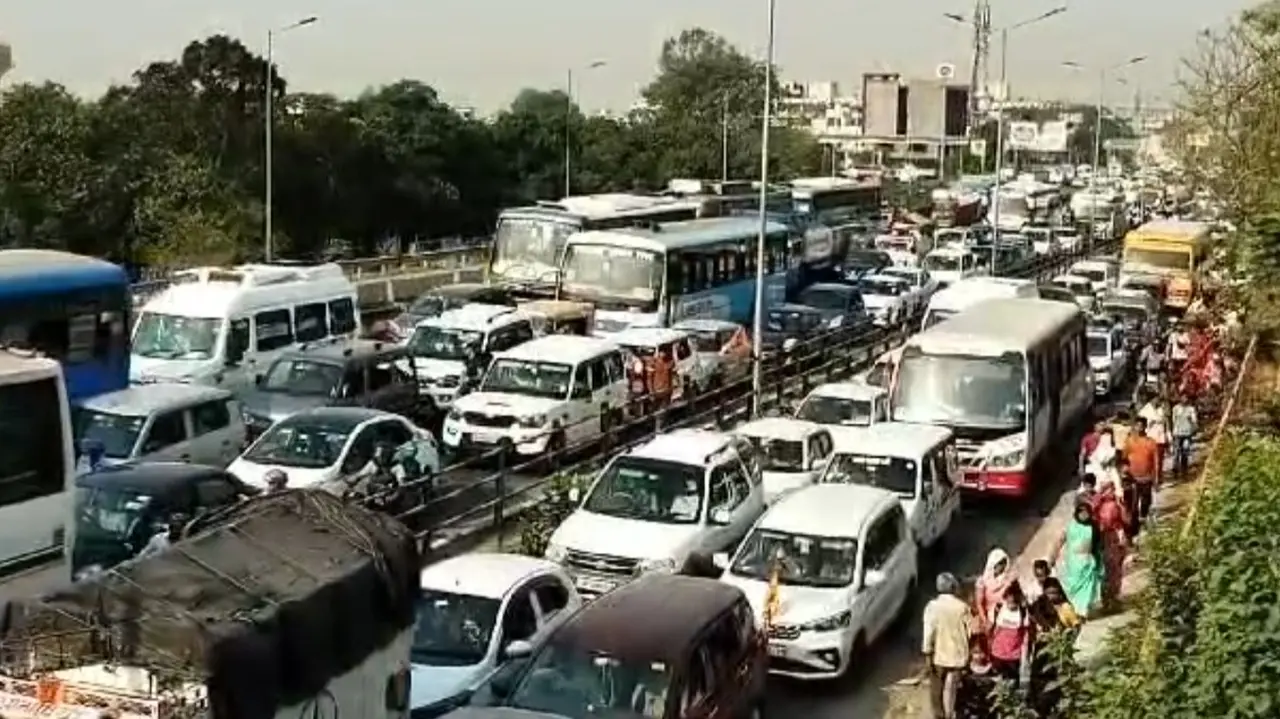 Haridwar long jam on National Highway