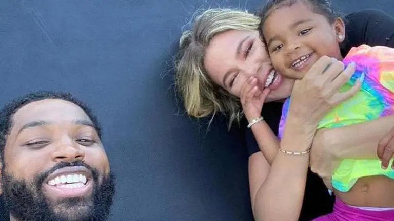 Khloe Kardashian seemingly reconciles with Tristan Thompson in Easter pictures Khloe Kardashian and Tristan Thompson