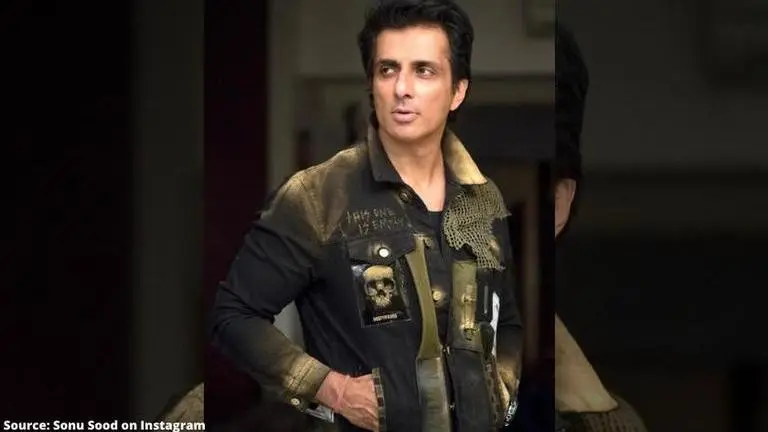 Sonu Sood opens up on what being an outsider in Bollywood really feels like; Read sonu sood