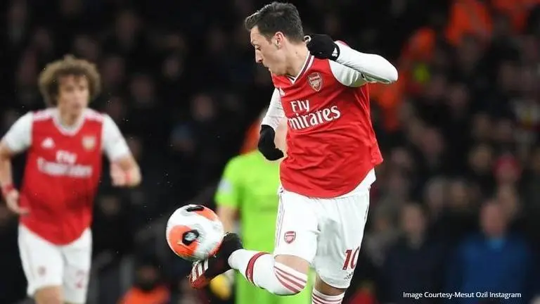 Arsenal star Mesut Ozil on £350,000 a week rejects pay cut amid coronavirus crisis Arsenal