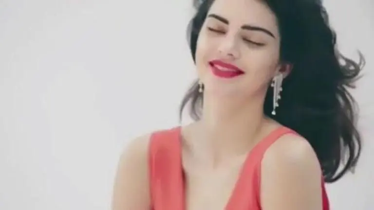 Times Kendall Jenner rocked a red lip look in her Instagram pictures Kendall Jenner