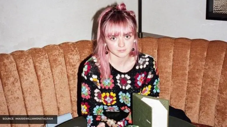 Maisie Williams birthday: 'Game of Thrones' star looks cute in pink hair, see pics Maisie Williams