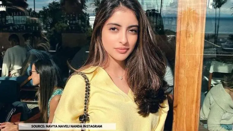 Navya Naveli Nanda slams online troll who criticised her mother Shweta Bachchan Nanda Navya Naveli Nanda