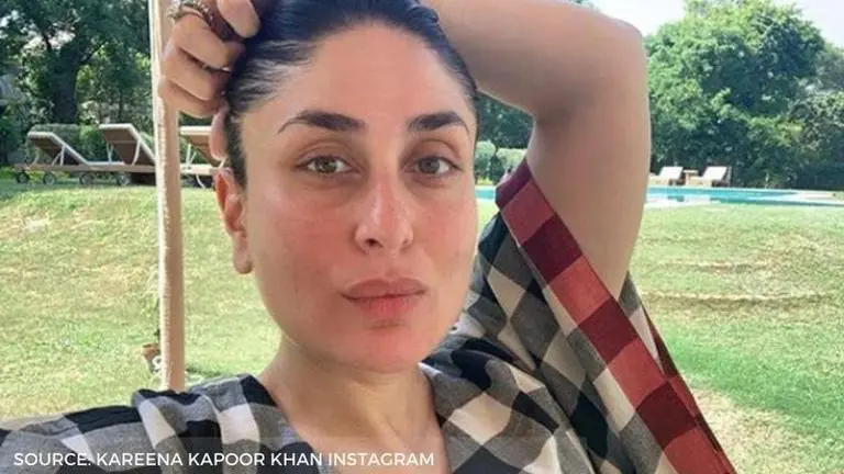 Kareena Kapoor shares Saif & Taimur pics from Dharamshala, gives pic credits to Arjun Taimur Ali Khan