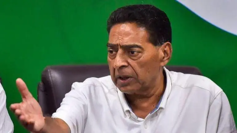 Delhi Congress chief promises Rs 6,000 per month to poor families if voted to power Congress