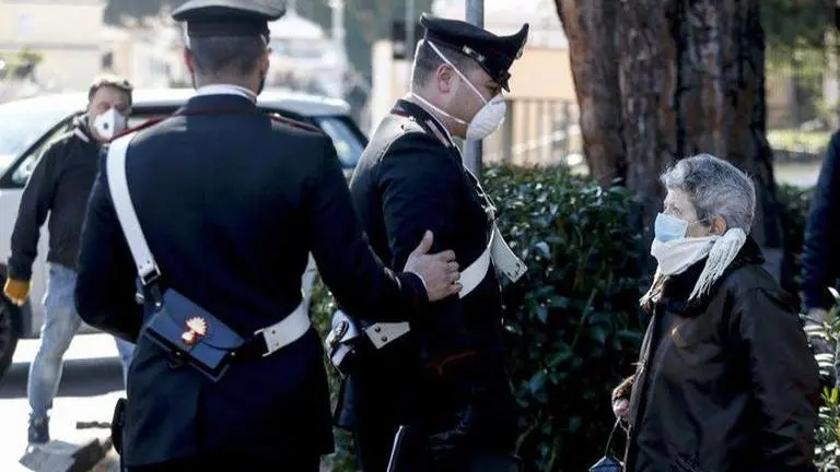 Walk the dog or no? Italians unsure what virus decree allows