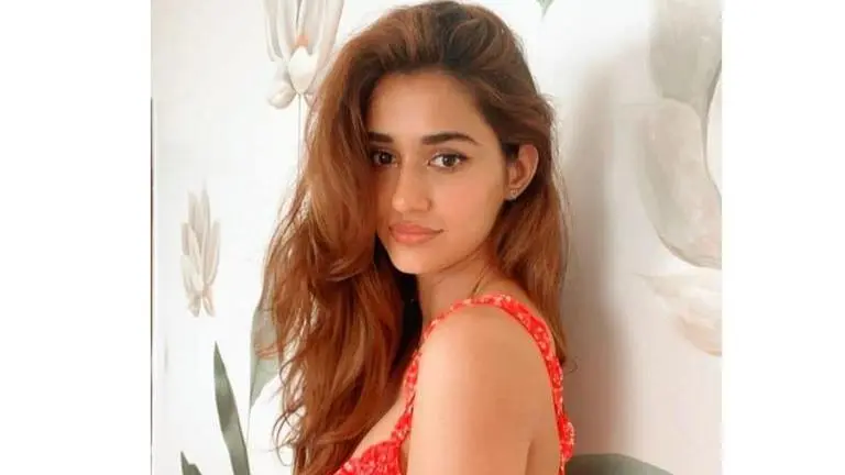 Disha Patani shares stunning picture, Tiger Shroff's sister Krishna calls her 'cute' Disha Patani