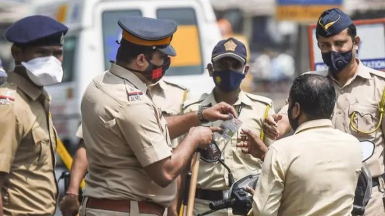 Mumbai traffic cops told to remove 'police' sticker from their private vehicles Munbai Police
