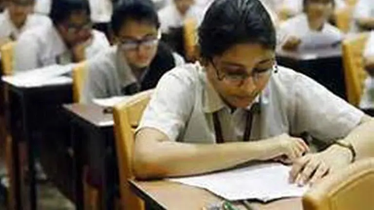 Chhattisgarh : School students to be promoted without exams EDUCATION
