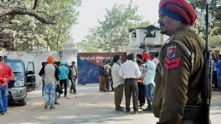 Coronavirus: Curfew relaxed in Punjab