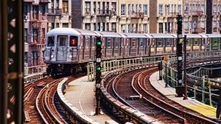 China: World's longest metro line opens in Shanghai, total length extends to 813 km China