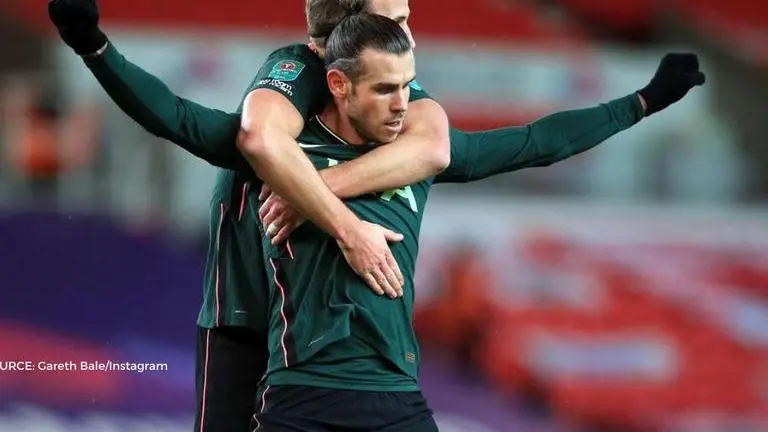 Gareth Bale RETIRED 2 years ago: Cascarino has his say on Tottenham star gareth bale