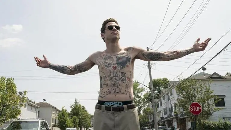 Review: Pete Davidson steps up in ‘The King of Staten Island’