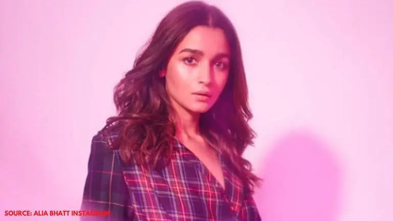 Before 'SOTY', Alia Bhatt made her debut aschild artist with this film Alia Bhatt