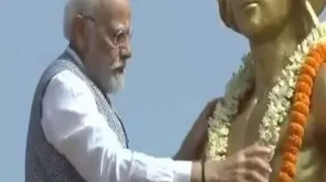 PM Modi Visits Birsa Munda's Birthplace | Republic World