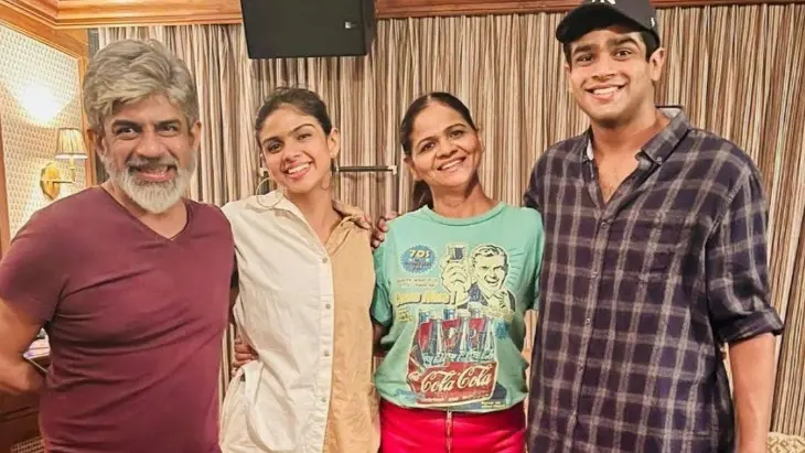 Rituraj Singh Death: Late Actor's Family Shares Last Rites Details In An Emotional Note Rituraj Singh with his family