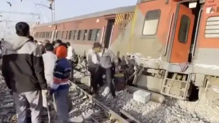 4 Coaches of Sabarmati-Agra Superfast Train Derail in Rajasthan’s Ajmer 4 Coaches of Sabarmati-agra Superfast Train Derails in Rajasthan’s Ajmer