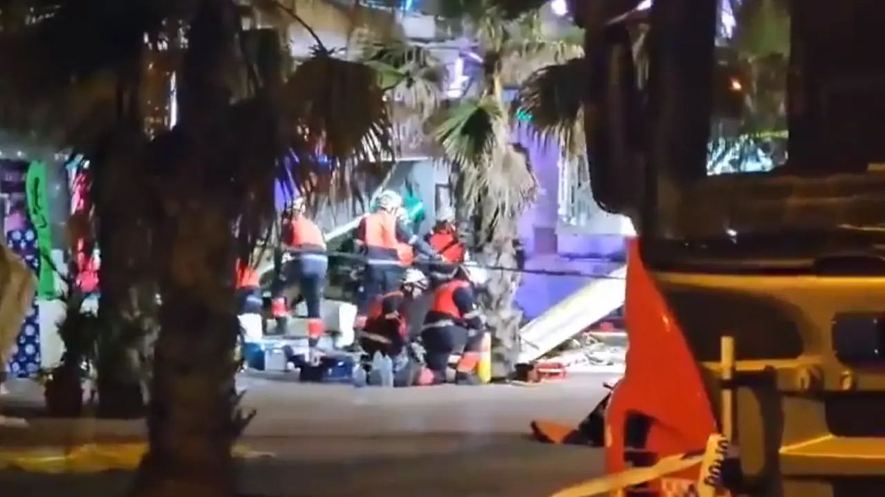 Spain: 4 Dead, 16 Injured as Building Collapses at Mallorca Beach Spain: 4 Dead, 16 Injured as Building Collapses at Mallorca Beach
