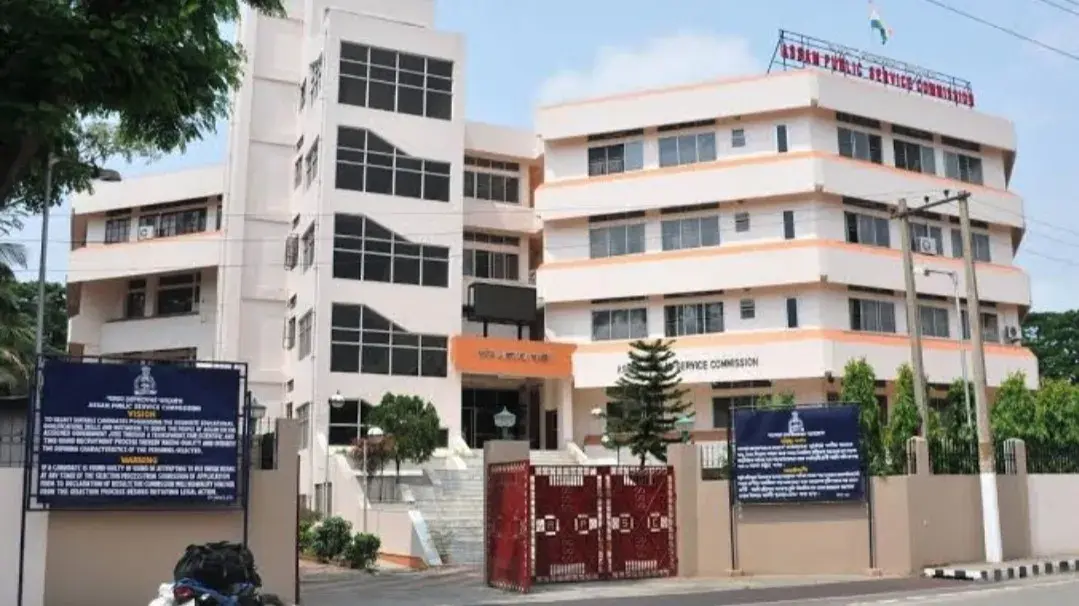 SIT Interrogates Suspended Officers in APSC Cash-for-Job Scam, Summons Two More