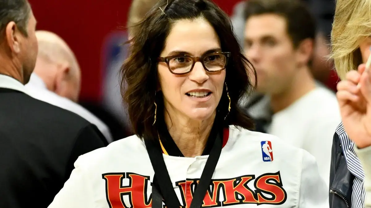 Richest Actor In The World Doesn't Work In Movies Very Often - Can You Guess Their Name? Jami Gertz