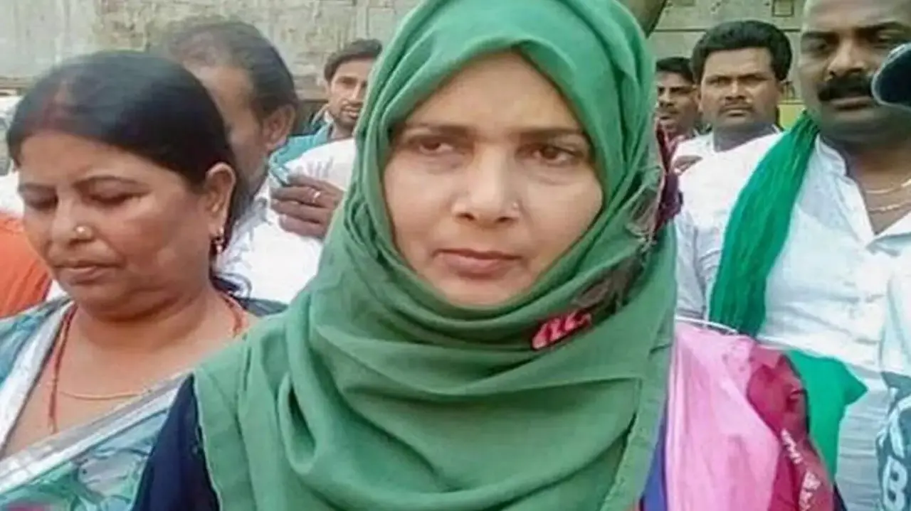 Siwan Seat: Who Is Hena Shahab, Shahabuddin's Widow Fighting as Independent Against RJD? Siwan Seat: Who Is Hena Shahab, Shahabuddin's Widow Fighting as Independent Against RJD?
