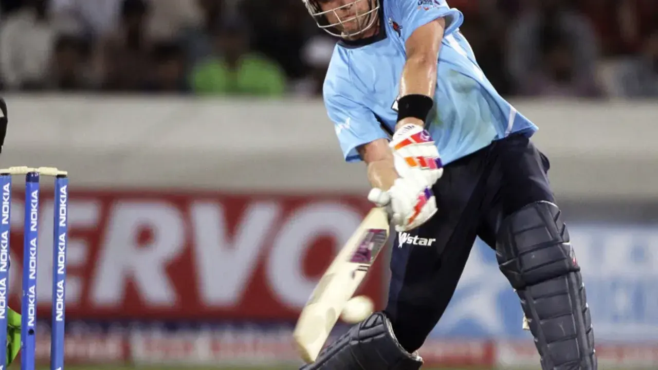 New Zealand cricketer Lou Vincent granted reprieve on lifetime ban, cleared for domestic cricket Lou Vincent