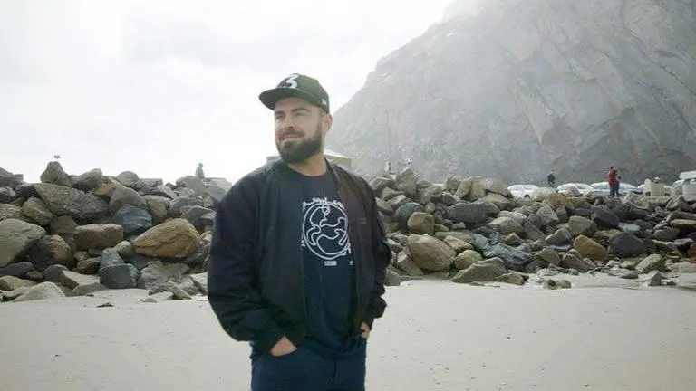 Zac Efron to star in a survival thriller film titled 'Gold' Zac Efron