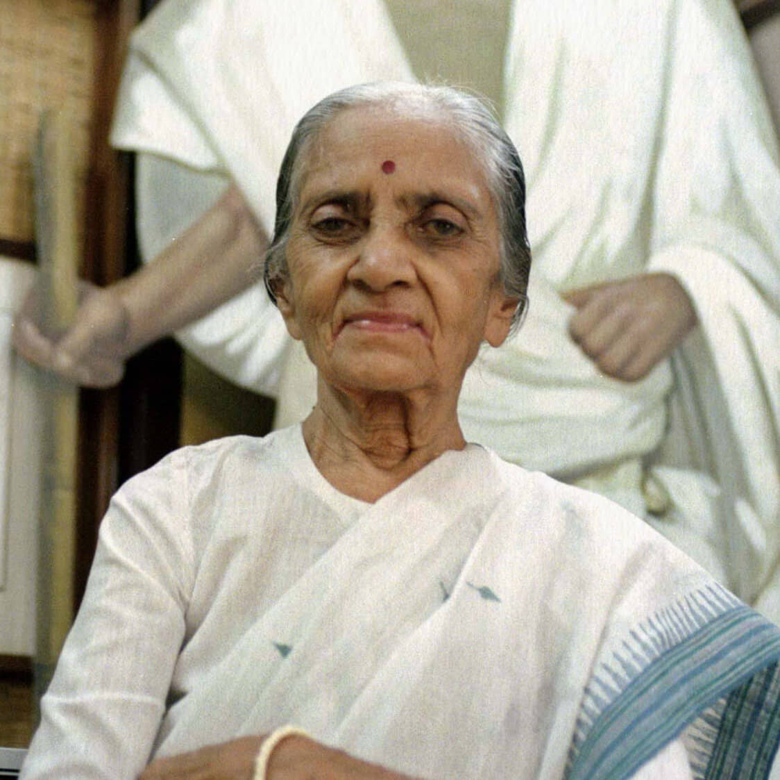 Who Was Usha Mehta? Indian Freedom Fighter Whose Life Inspired Sara Ali ...